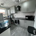East London Flat Upton Park