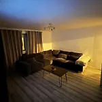 3 Bedroom House Stratford London, Sleeps 5