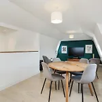 Kensington Gardens Apartments