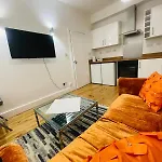 Ground Floor 3Bed Tower Bridge Shard View With Riverview