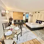 Beautiful Apartment At Cromwell Road London