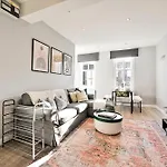 Long Stays Angel Apartment With Terrace