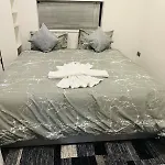 Kings Cross Nest 3 Bedroom Apartment