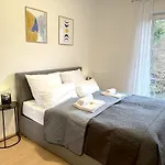 Cityscape Penthouse Ladywell