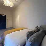 Apartment Shad