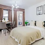Heart Of The City With Balcony - Thames - St Paul\'S - Cityapartmentstay