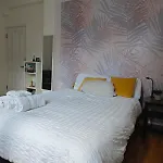 Stunning Large Double Bed Room