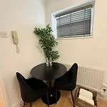 Lovely Studio Afc