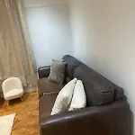 2 Bed Flat Near Main Acton Line