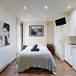 Studio 69