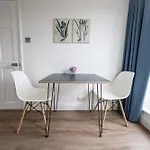 Wimbledon Park Bed & Breakfast
