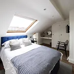 Wimbledon Park Bed & Breakfast
