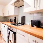 Beautifully Presented 3 Bed Hampstead Property