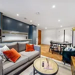 Covent Garden Leicester Square Modern Luxury Sleeps 5