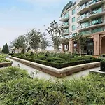 Flat In Central London For 4