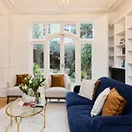 The Belsize Park Place - Charming 6Bdr Home With Garden