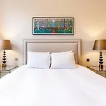 Elegant South Kensington Retreat