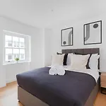 Bnbnook - Fitzrovia Duplex - Soho & Oxford Street