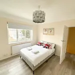 Limehouse Apartment