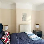 Limehouse Apartment