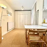 Studio Flat In Paddington London