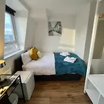 Euston Central Private Bedrooms 119A 4-7