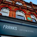 Luxe Minimalist 1-Bed Flat : 7 Mins From Station