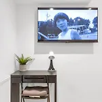 Kensington Home With Private Bathroom & Garden