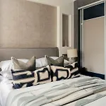 Dorothy Apartments - Two Bed & Roof Terrace - Battersea