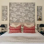 Dorothy Apartments - 3 Bed Ground Floor Apartment & Garden - Battersea