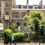 Luxe Minimalist 1-Bed Flat : 7 Mins From Station
