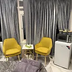 Luxury Studio In Victoria, 7 Minutes Walk To Victoria Station, Room 4