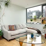 London Bridge Escape - 2 Bed 2 Bath Near Landmarks
