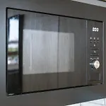 Renewed Comfy 1Br Flat Near Woolwich Tube Station