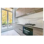 Spacious Flat In Holland Park