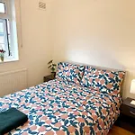 Cosy House Central Tower Bridge Station Walk