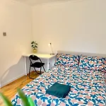 Cosy House Central Tower Bridge Station Walk