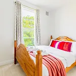 New Listing 2Br Flat, 1Min To Hampstead St