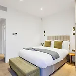 Kensington Luxury Apartment -2 Bedrooms 2 Baths
