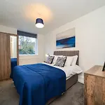 Modern 2-Bed Nw London Near Camden - Great Location & Transport