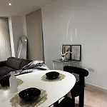 Stunning Lux 2 Bed Apartment In Royal Wharf
