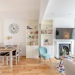 39 Second Avenue