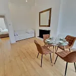 Marble Arch Suites