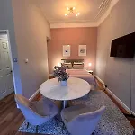 Stylish Studio For 3 Near Regents Park N4