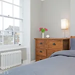 Marylebone Luxury 2-Bed Duplex With Terrace