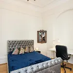 Four Beds By The Station