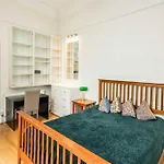 Four Beds By The Station