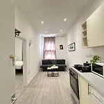 Comfortable Apartment Near Central London