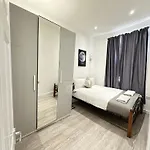 Comfortable Apartment Near Central London