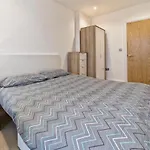 New Chic Luxury Flat View At Isle Of Dogs And The City